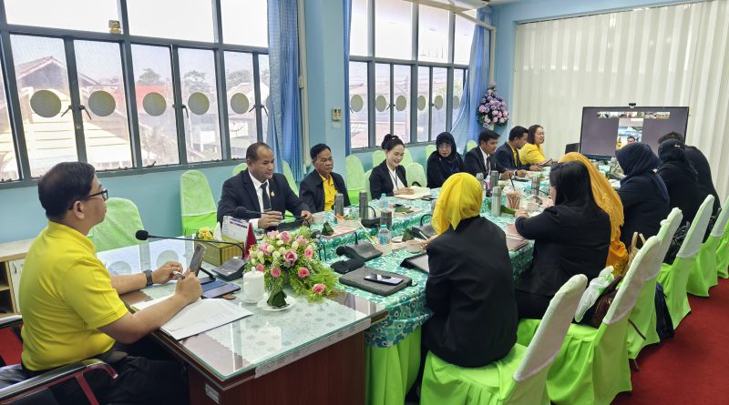 ประชุมรับมอบนโยบายการขับเคลื่อนงานของกรมส่งเสริมการเรียนรู้ประจำปี 2568